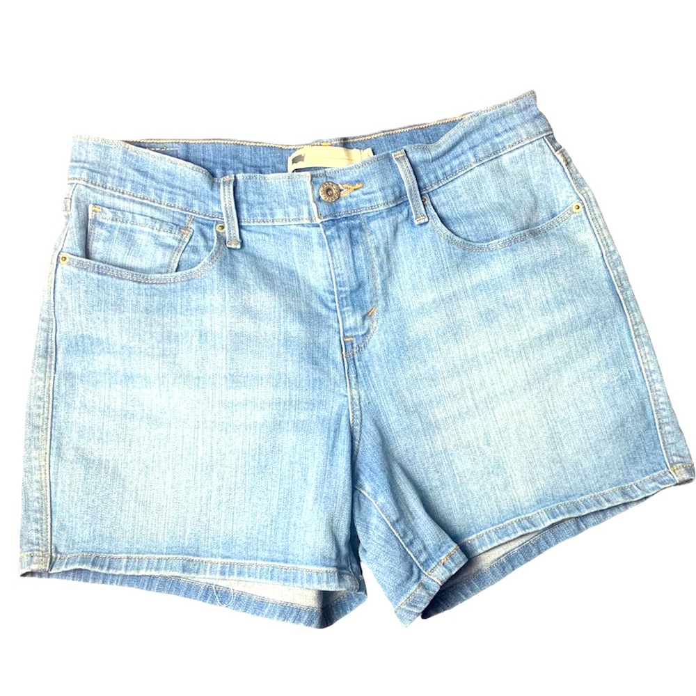 LEVI’S Classic Denim Jean Shorts size 8